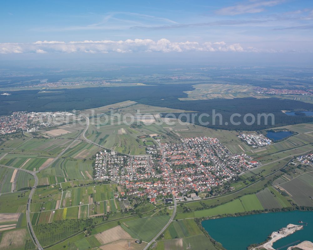 Spöck from the bird's eye view: City view from the outskirts with adjacent agricultural fields in Spöck in the state Baden-Wuerttemberg, Germany