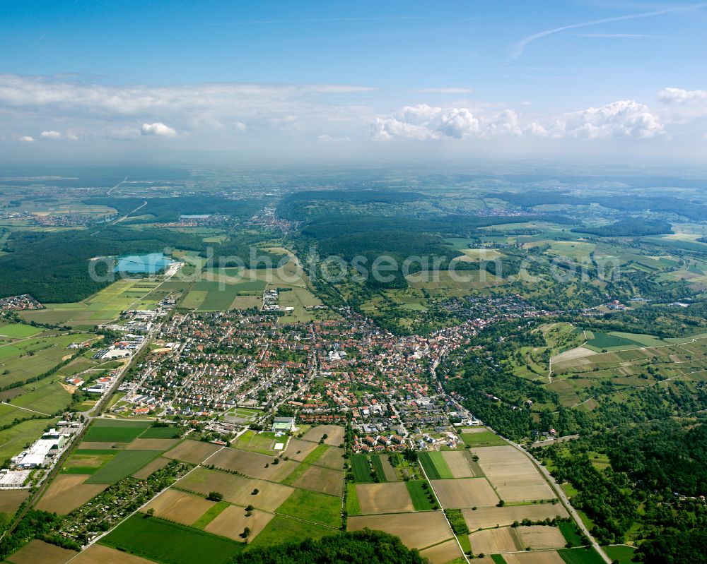 Aerial image Weingarten (Baden) - City view from the outskirts with adjacent agricultural fields in Weingarten (Baden) in the state Baden-Wuerttemberg, Germany