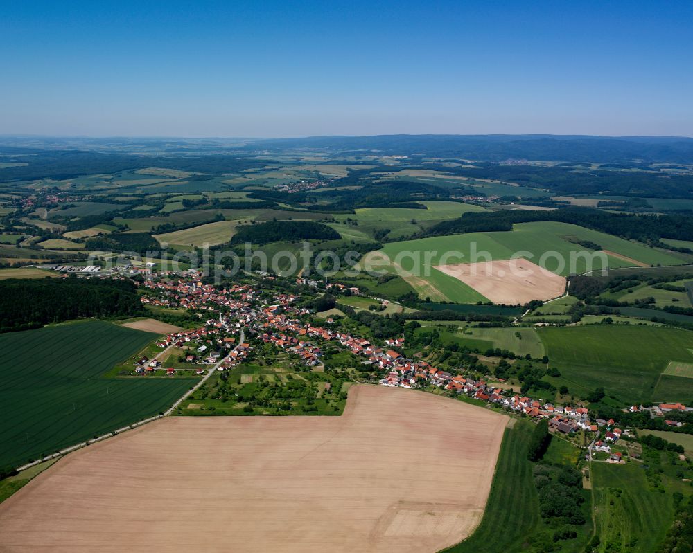 Weißenborn-Lüderode from the bird's eye view: City view from the outskirts with adjacent agricultural fields in Weißenborn-Lüderode in the state Thuringia, Germany