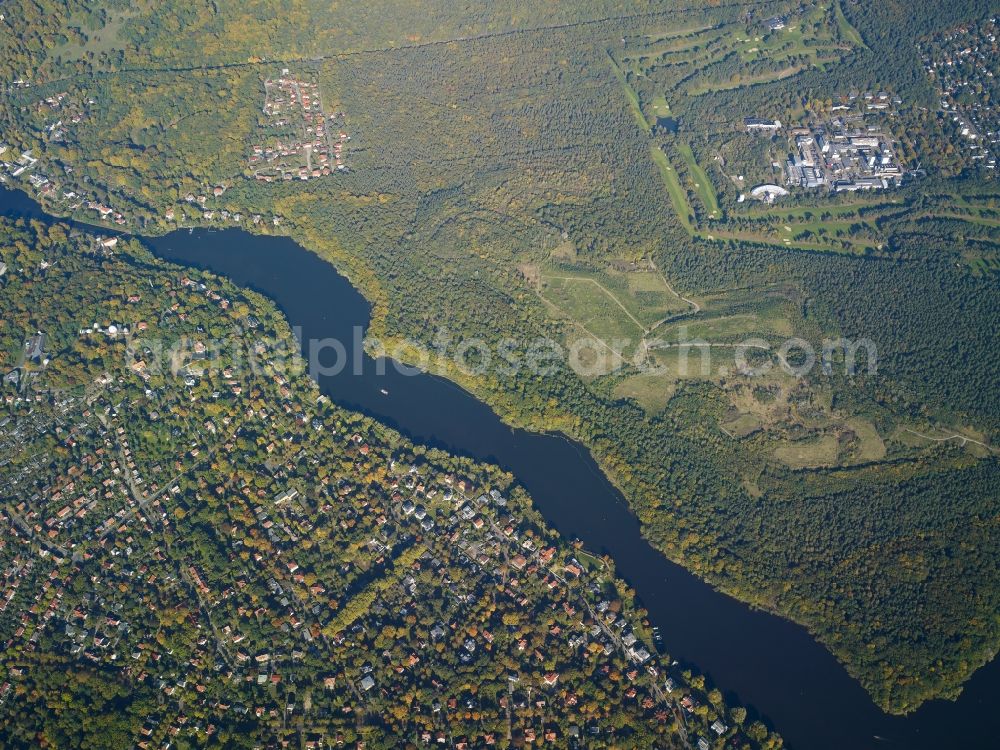 Potsdam from the bird's eye view: District Babelsberg Nord at the Glienicker Lake in the city in Potsdam in the state Brandenburg