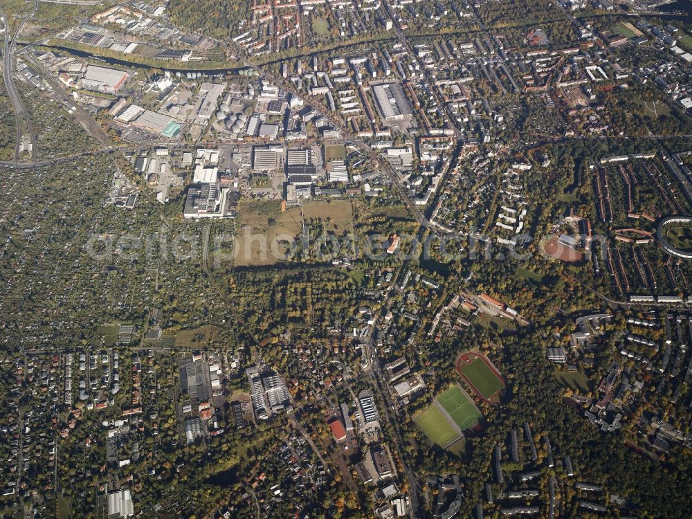 Berlin from above - District Britz at the crossroads Gradestrasse and Tempelhofer Weg in the city in Berlin in Germany