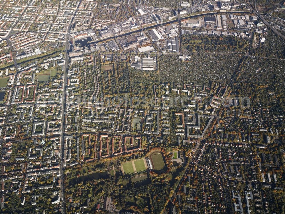 Aerial photograph Mariendorf, Berlin - District entlang des Mariendorfer Damm - Rixdorfer Strasse in the city in Mariendorf, Berlin in the state Berlin