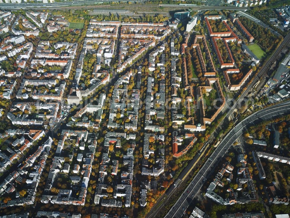 Aerial photograph Berlin - District Friedenau with residential area between the federal highways BAB A 100 and A 103 along the Hauptstrasse in the city in Berlin