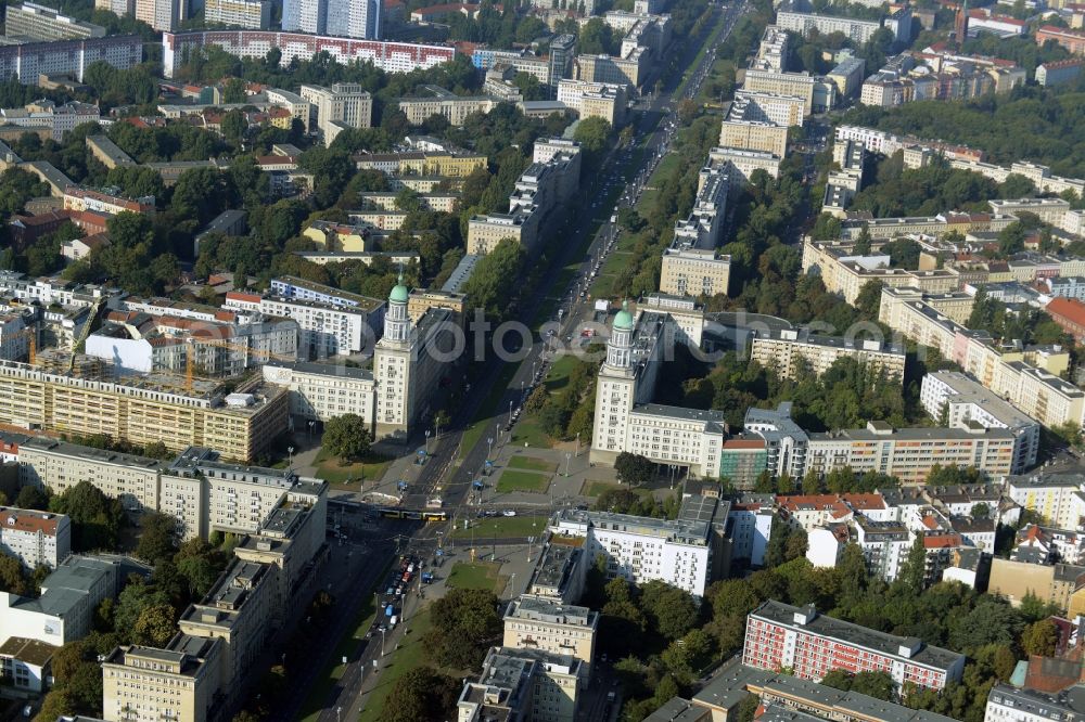 Aerial photograph Berlin - District Friedrichshain residential area along of the Karl-Marx-Allee in the city in Berlin in Germany