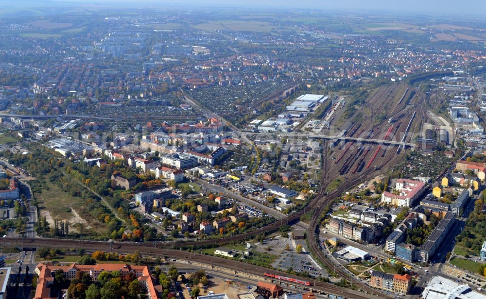 Aerial photograph Dresden - The aerial photo shows the district Friedrichstadt in Dresden in the federal state of Saxony, Germany with a view of the Waltherstrassenbruecke