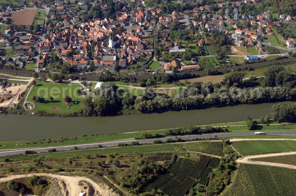 Aerial image OCHSENFURT - Blick auf den Stadtteil Goßmannsdorf von Ochsenfurt am Main. Ochsenfurt ist eine Stadt im unterfränkischen Landkreis Würzburg und liegt im südlichen Maindreieck. Kontakt: Stadt Ochsenfurt, Hauptstrasse 42, 97199 Ochsenfurt, Tel. +49 (0)9331 97 0, Fax 09331 97 52, e-mail: info@ochsenfurt.com