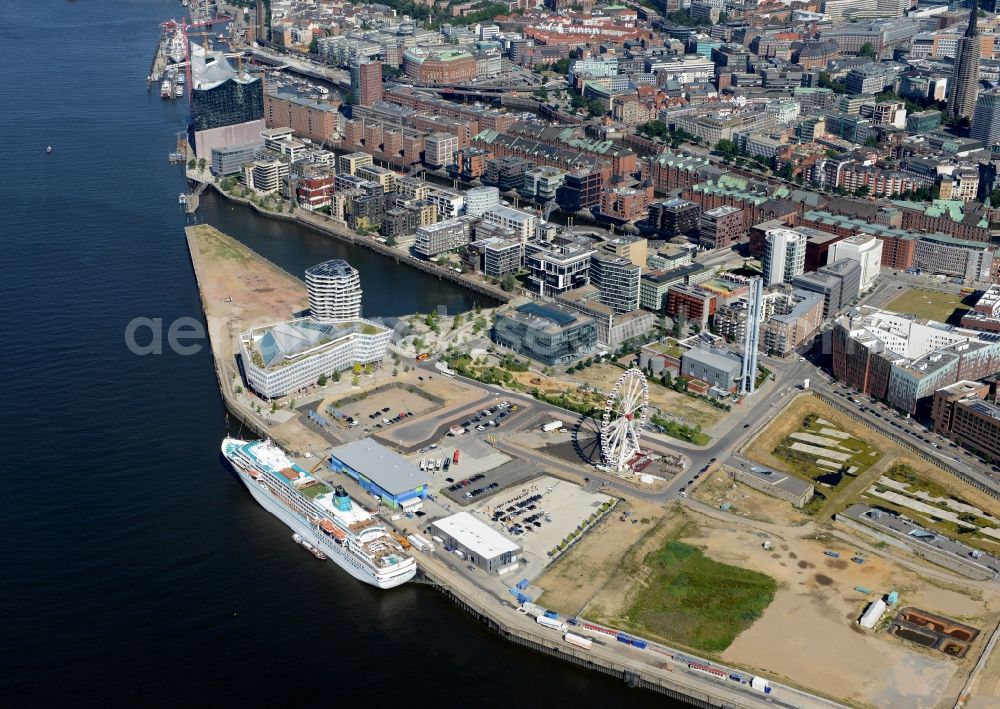 Hamburg from the bird's eye view: District HafenCity on the banks of the North Elbe in the city in Hamburg in Germany