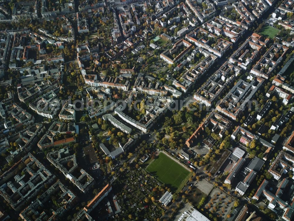 Berlin from the bird's eye view: District Neukoelln along the residential areas at the Sonnenallee, Boehmische Strasse and at the Richardsplatz in the city in Berlin