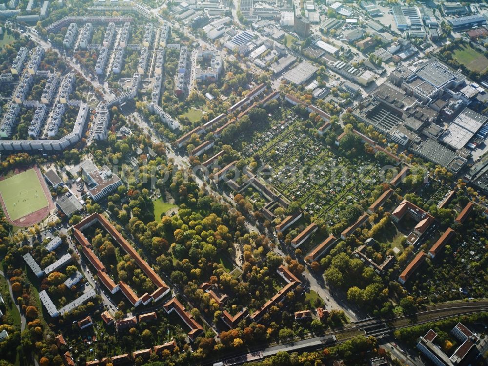 Berlin from above - District in Neukoelln along the residential areas at the Sonnenallee, Neukoellnische Allee and the Drosselbartstrasse in the city in Berlin