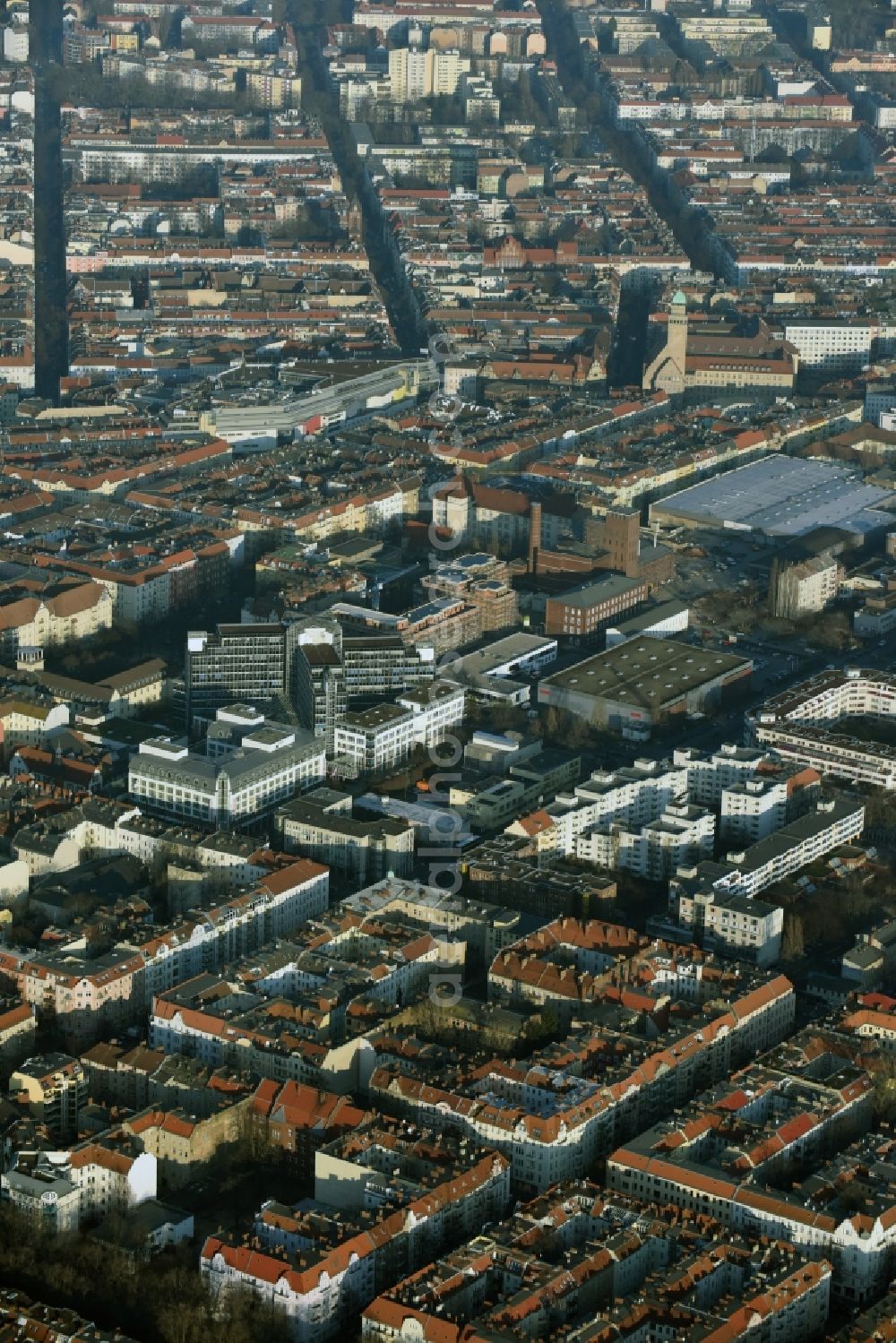 Berlin from the bird's eye view: District Neukoelln on Hermannstrasse - Werbellinstrasse in the city in Berlin in Germany