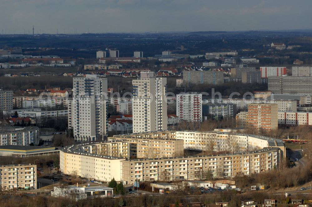 Halle / Saale from the bird's eye view: Stadtteilansicht mit Plattenbauten / Mehrfamilienhäuser im Stadtteil Halle-Neustadt in Sachsen-Anhalt. View of industrialized buildings / blocks of flats in the district Neustadt in Saxony-Anhalt.