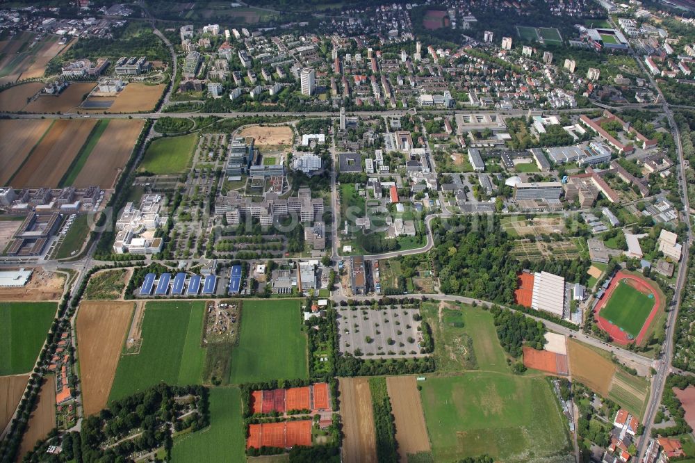 Aerial photograph Mainz - Upper Town neighborhood in the city area of Mainz in Rhineland-Palatinate