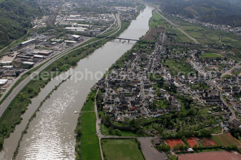 Trier from the bird's eye view: View of the historic town district Pfalzel. The district is situated on the banks of the Mosel area. The village is surrounded by an old castle wall. The district belongs to Trier in Rhineland-Palatinate