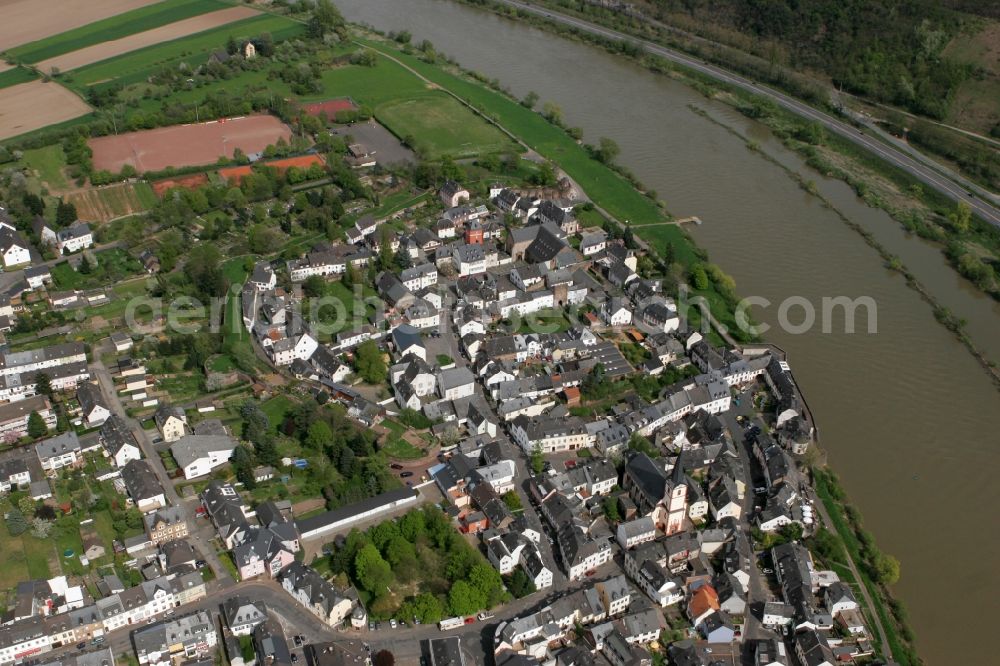 Aerial photograph Trier - View of the historic town district Pfalzel. The district is situated on the banks of the Mosel area. The village is surrounded by an old castle wall. The district belongs to Trier in Rhineland-Palatinate