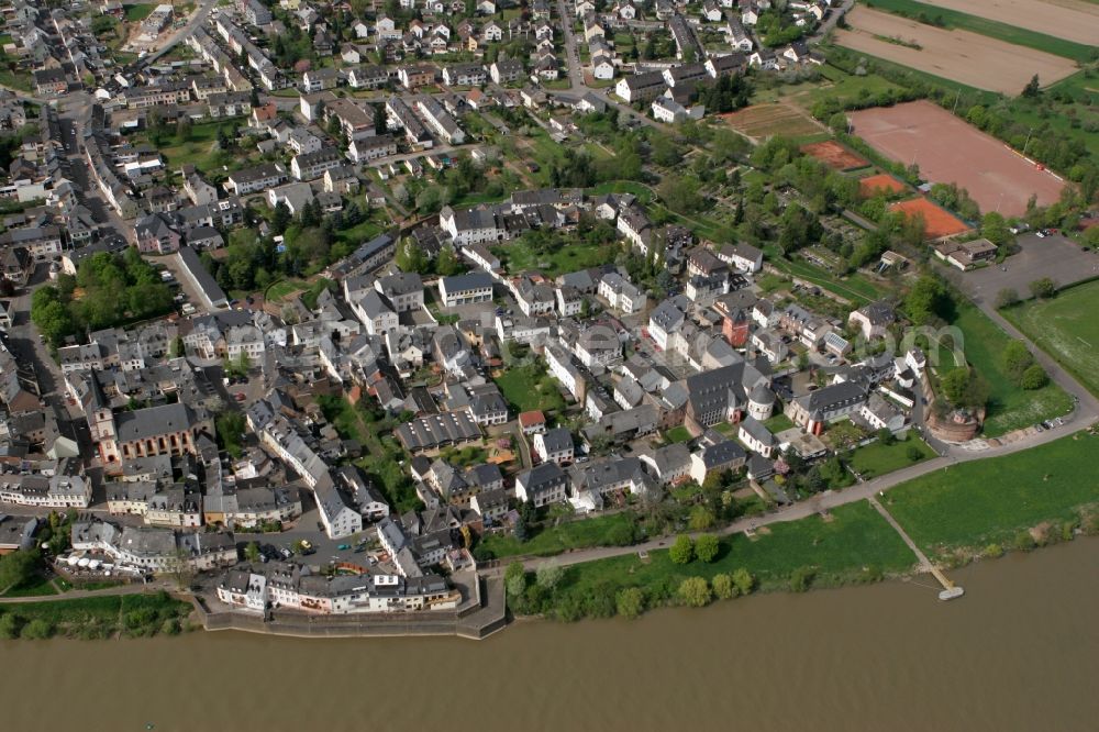 Aerial photograph Trier - View of the historic town district Pfalzel. The district is situated on the banks of the Mosel area. The village is surrounded by an old castle wall. The district belongs to Trier in Rhineland-Palatinate