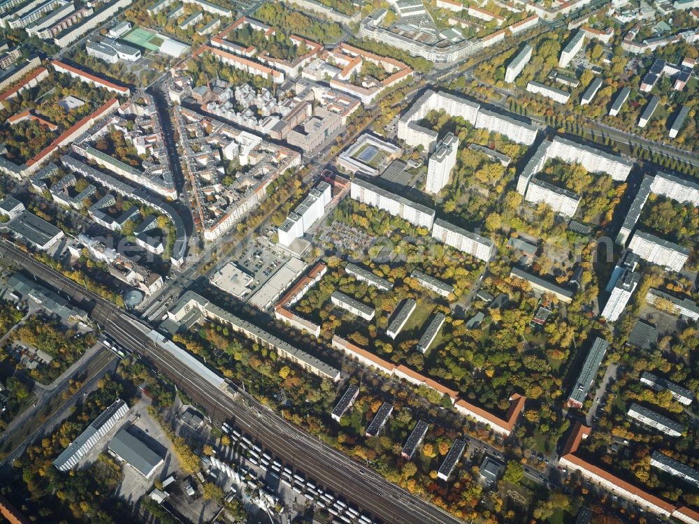 Aerial image Berlin - District Prenzlauer Berg on the Greifswalder Strasse corner Storkower Strasse in the city in Berlin