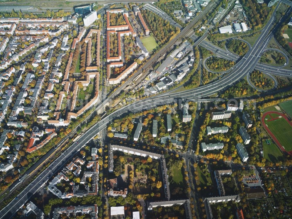 Aerial photograph Berlin - District Schoeneberg with the motorway intersection federal road BAB A 100 - A 103 with the residential area along the Rubenstrasse - Grazer Damm - Vorarlberger Damm in the city in Berlin