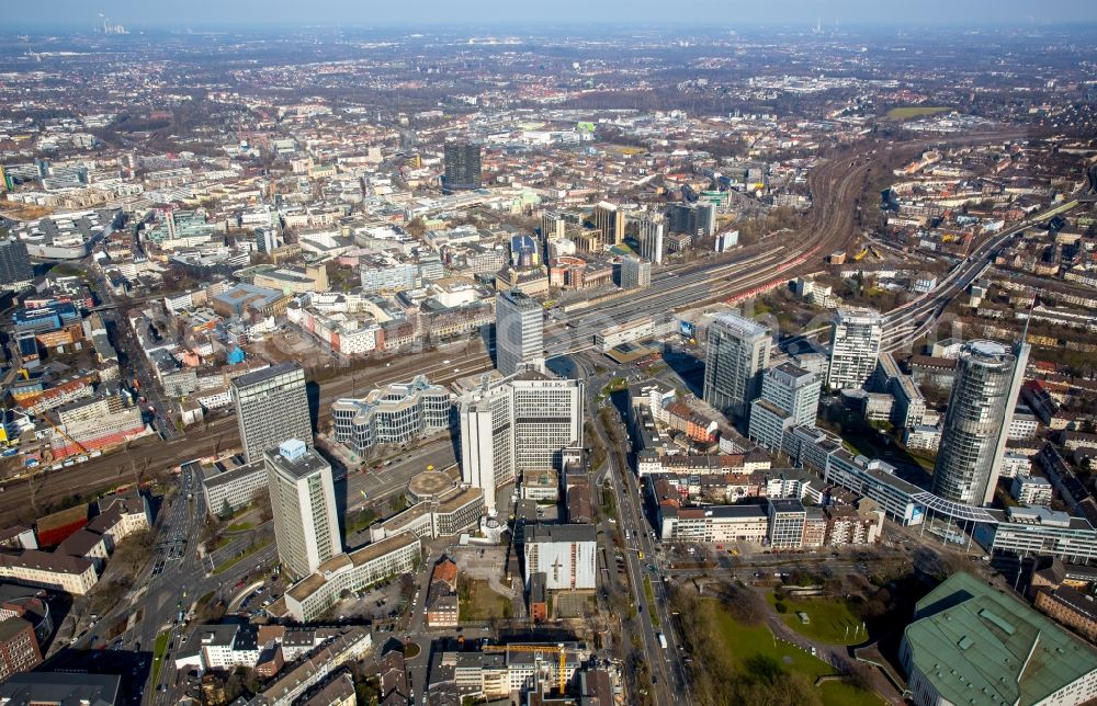 Aerial photograph Essen - District South Farthing between Bismarck Street and Rellinghauser street in the urban area in Essen in North Rhine-Westphalia