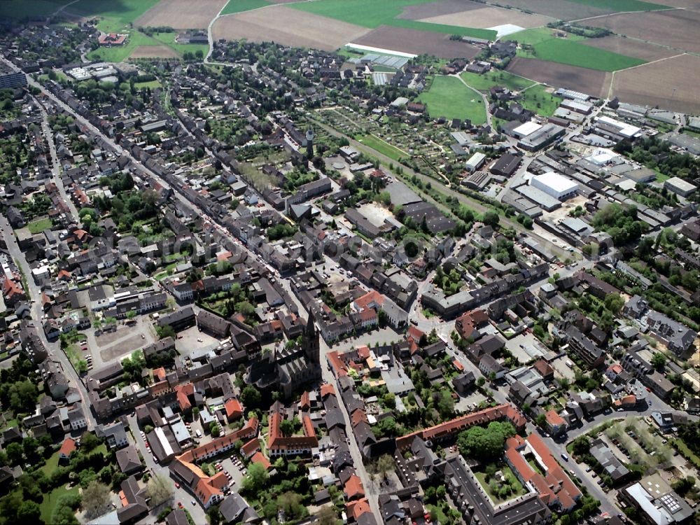 Aerial photograph Krefeld, Hüls - District in the city in Krefeld, Huels in the state North Rhine-Westphalia