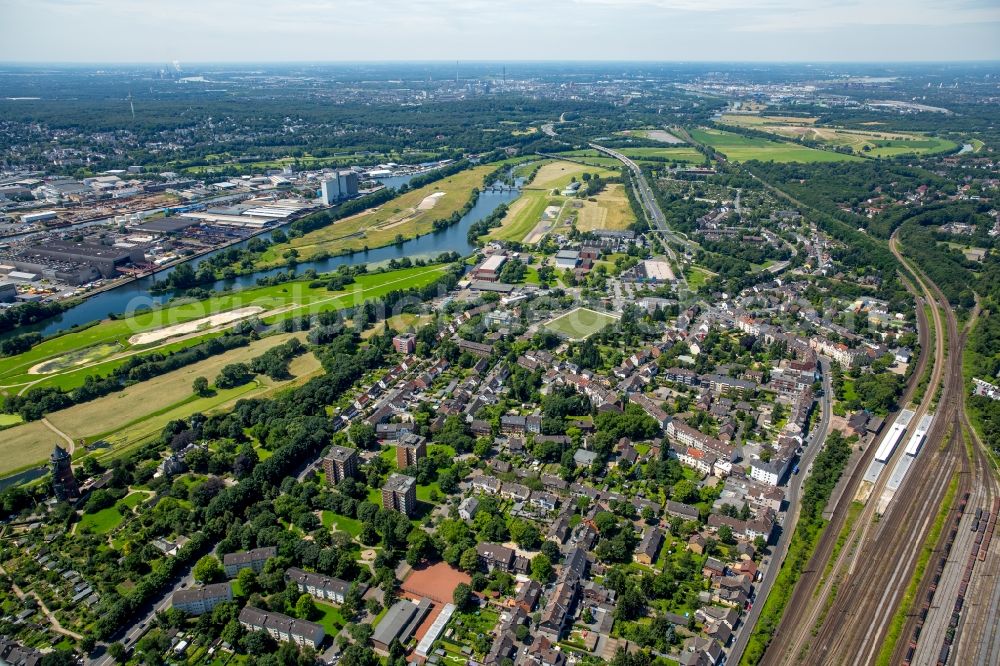 Mülheim an der Ruhr from above - District Styrum in the city in Muelheim on the Ruhr in the state North Rhine-Westphalia