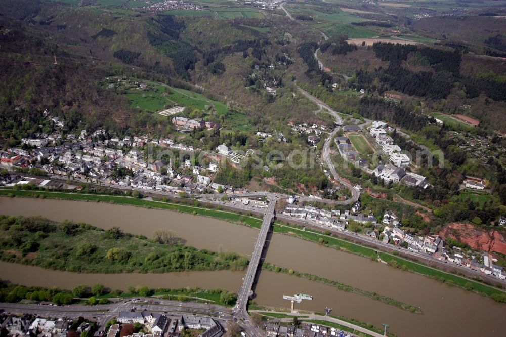 Aerial image Trier - View the district West / Pallien and the surrounding forest landscape of Trier. The district is situated on the along the Mosel River and along the Bundesstrasse B51 in the state of Rhineland-Palatinate