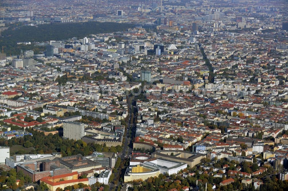 Aerial image Berlin - Wilmersdorf district of the Fehrbellinerplatz - Hohenzollerndamm in the urban area in Berlin