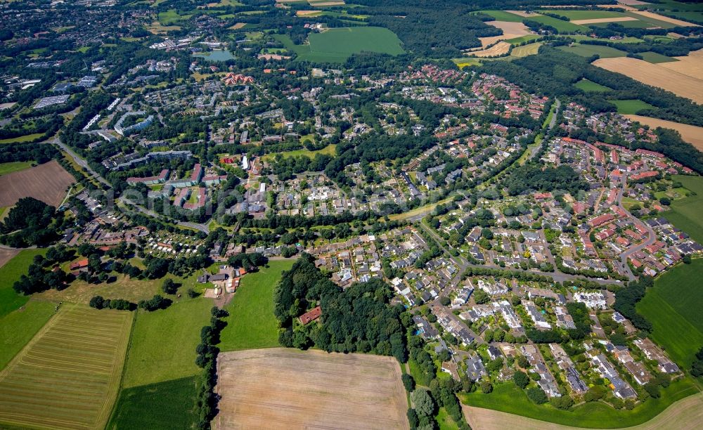 Dorsten from above - District Wulfen in the city in Dorsten in the state North Rhine-Westphalia