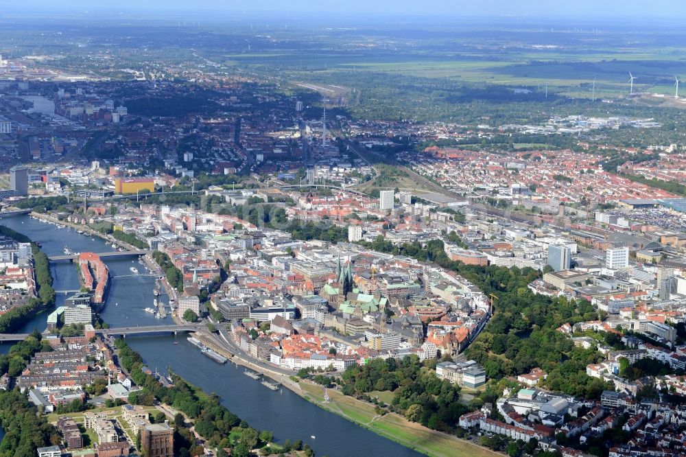 Aerial photograph Bremen - View of the historic city centre of the Hanseatic city with the Teerhof peninsula between the river Weser and its branch Kleine Weser in Bremen in Germany