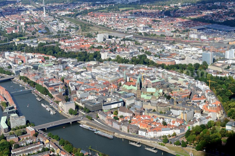 Aerial photograph Bremen - View of the historic city centre of the Hanseatic city on the river Weser in Bremen in Germany