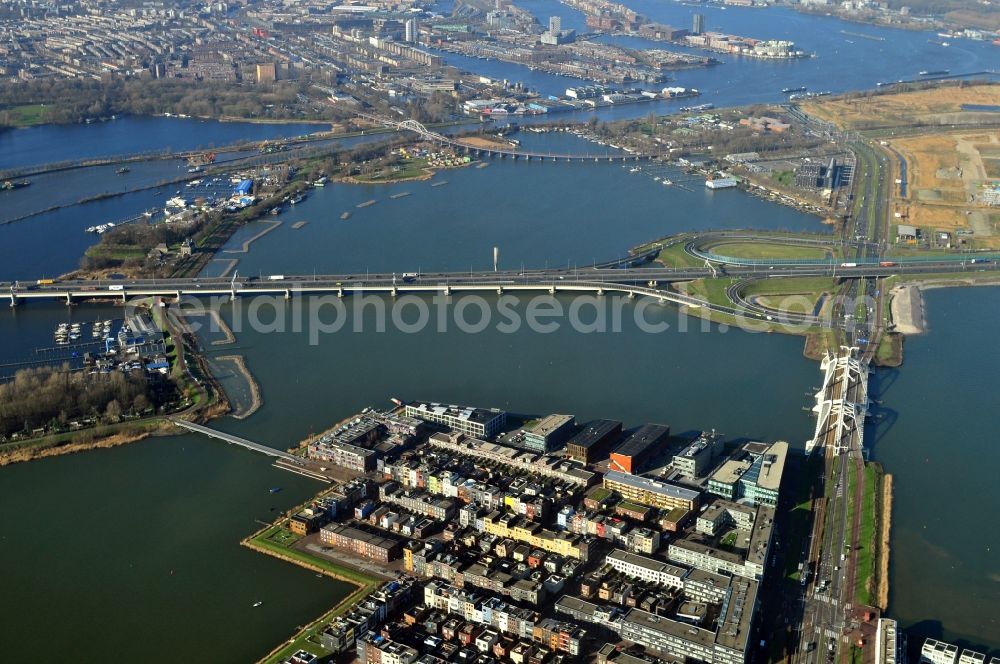 Aerial photograph Amsterdam - View at the island Steigereiland and the bridges IJburglaan and Zeeburgerbrug in Amsterdam in the province of North Holland in the Netherlands. Steigereiland is one of seven artificial islands of the district IJburg