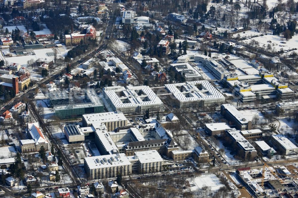 Berlin from the bird's eye view: Partial view of the city Lansstraße brain area, Takustrasse on campus FU Berlin Dahlem