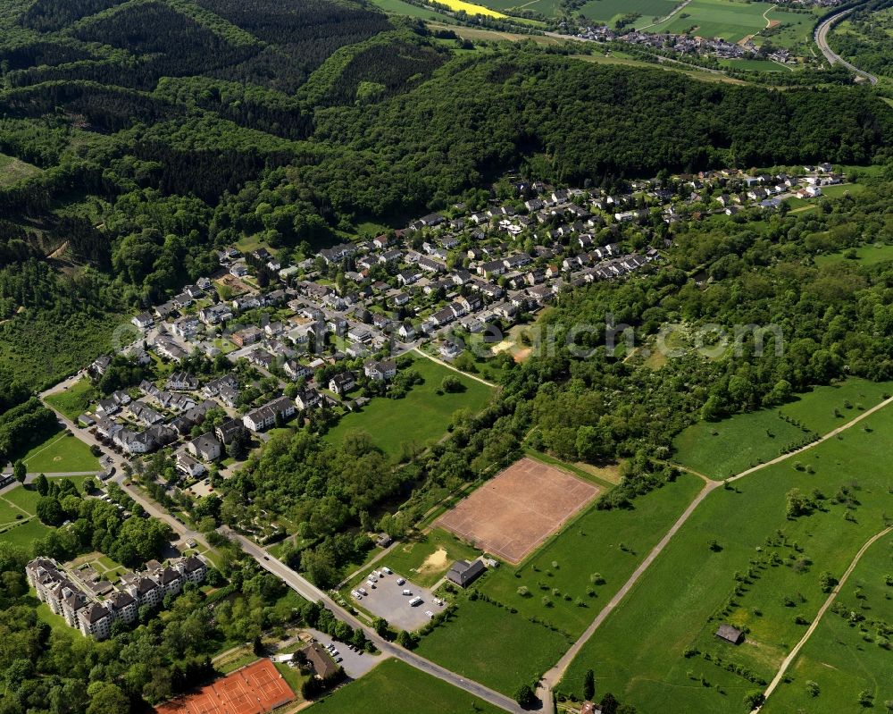 Aerial photograph Sinzig - View of the Bad Bodendorf part of Sinzig in the state of Rhineland-Palatinate. The spa town is often called the Gate to Ahr Valley. South of the river Ahr, there is a residential area with single family homes and sports facilities