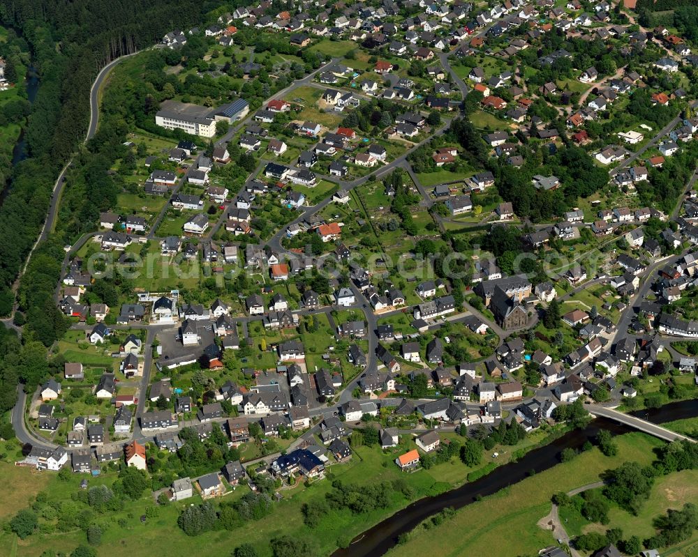 Aerial image Brachbach - City view of the borough Brachbach in Kirchen (Sieg) in Rhineland-Palatinate. The town is a recognized health resort in the southwestern part of Siegerlands