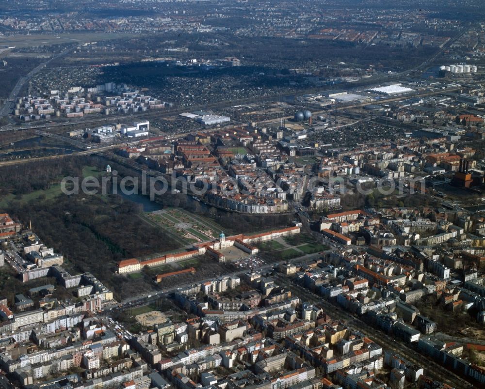 Aerial image Berlin - City partial view Charlottenburg Palace in Berlin