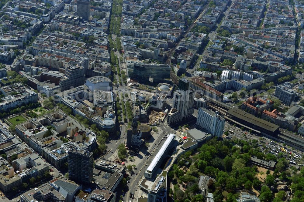 Aerial image Berlin - Partial view of the city at the City West Breitscheidplatz with the Kudammm in Berlin - Charlottenburg. With the overview of the city area between the high-rise Europa Center, Zoofenster, building ensemble Bikini - house opposite the ruins of the Kaiser Wilhelm Memorial Church