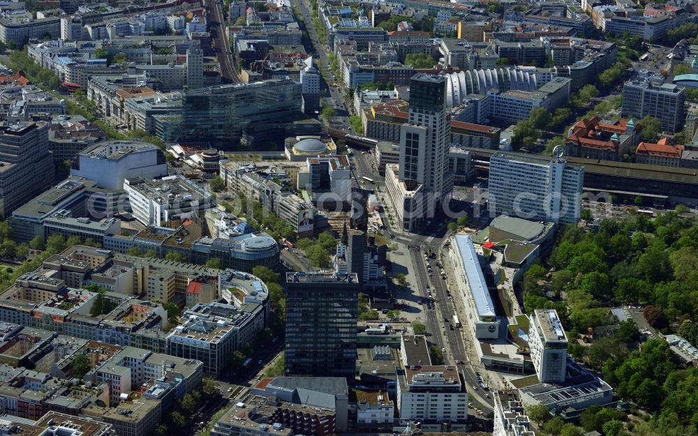 Aerial photograph Berlin - Partial view of the city at the City West Breitscheidplatz with the Kudammm in Berlin - Charlottenburg. With the overview of the city area between the high-rise Europa Center, Zoofenster, building ensemble Bikini - house opposite the ruins of the Kaiser Wilhelm Memorial Church