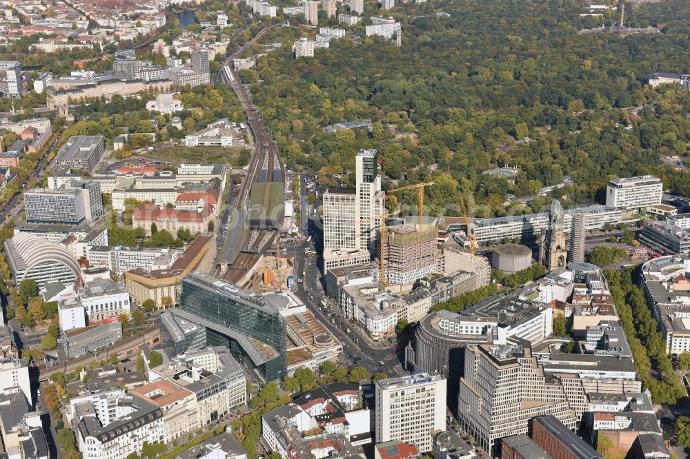 Berlin from the bird's eye view: View of the area in the South of the train station Bahnhof Berlin Zoologischer Garten (Bahnhof Zoo) in the Charlottenburg part of Berlin in Germany. The station is located adjacent to the Zoo of Berlin and surrounded by office, business and shopping buildings as well as high-rises