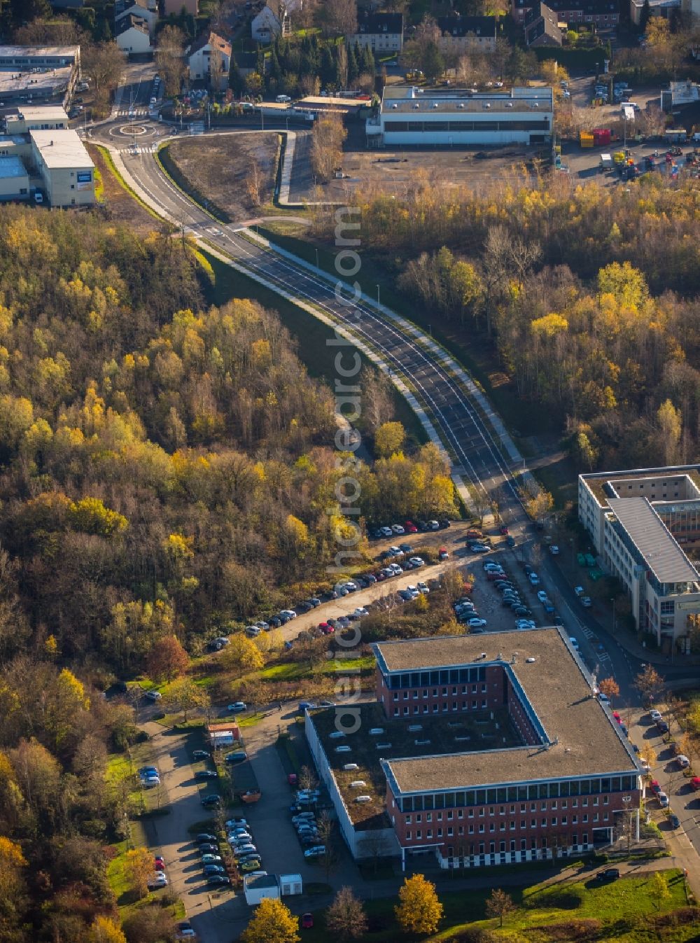 Bochum from the bird's eye view: View of the area around Springorum-Allee with the business and commercial area Springorum in Bochum in the state of North Rhine-Westphalia. The area includes bank and insurance companies as well as EBZ Business School