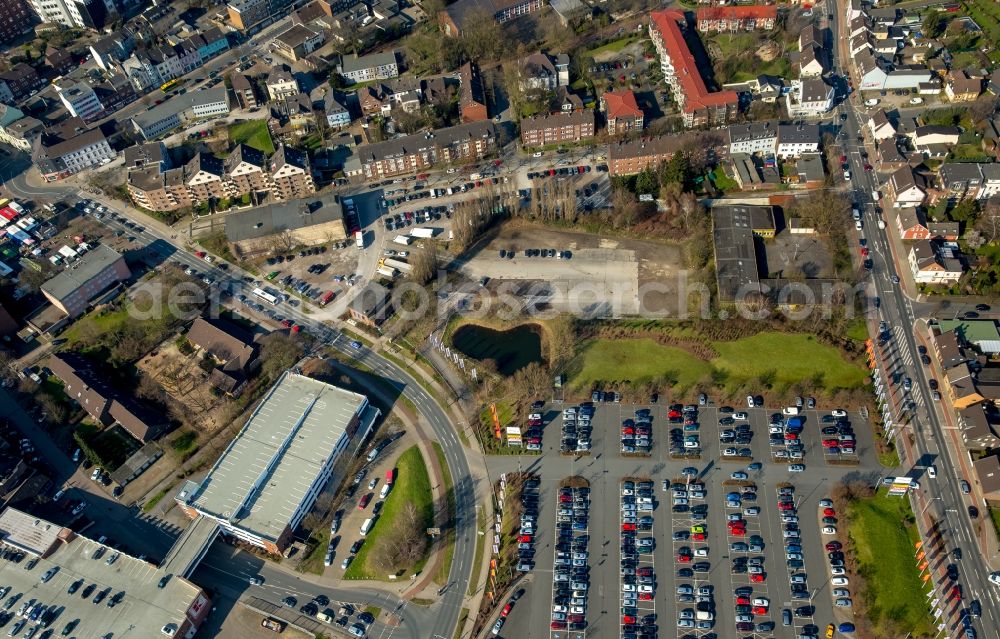 Aerial photograph Oberhausen - View of the commercial and residential area along Eugen-Zur-Nieden-Ring in the Sterkrade part in Oberhausen in the state of North Rhine-Westphalia