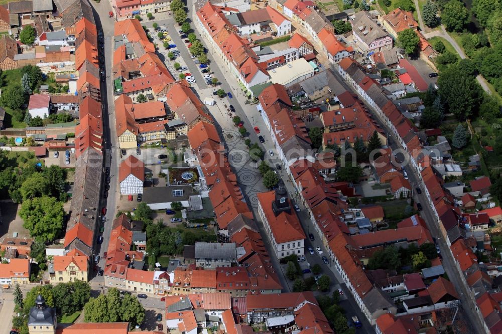 Aerial image Greußen - Partial town view of Greussen in the state of Thuringia with view of the city's market square, on which the restored Town Hall is located, and the public regular school in the street Herrenstrasse