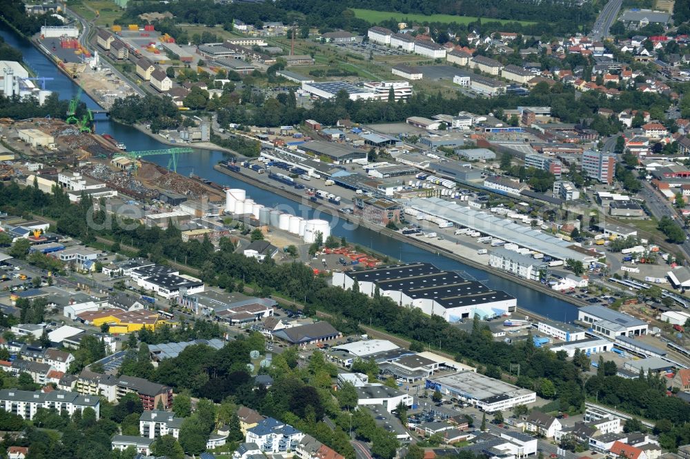 Aerial photograph Osnabrück - Docks and terminals with warehouses and freight forwarding and logistics companies in the Hafen part of Osnabrueck in the state of Lower Saxony. The harbour is located at the End of Stich Canal and includes logistics companies and offices