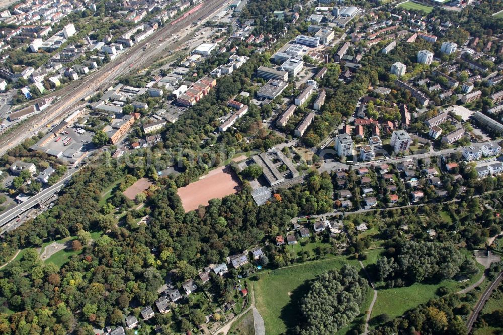 Mainz from the bird's eye view: View of the Hartenberg-Muenchfeld district of Mainz in the state of Rhineland-Palatinate. The Northern district is home to several important buildings and institutions of Mainz - such as the stadium of Mainz 05, the state broadcasting house or the Binger Schlag area - and includes several residential areas and estates