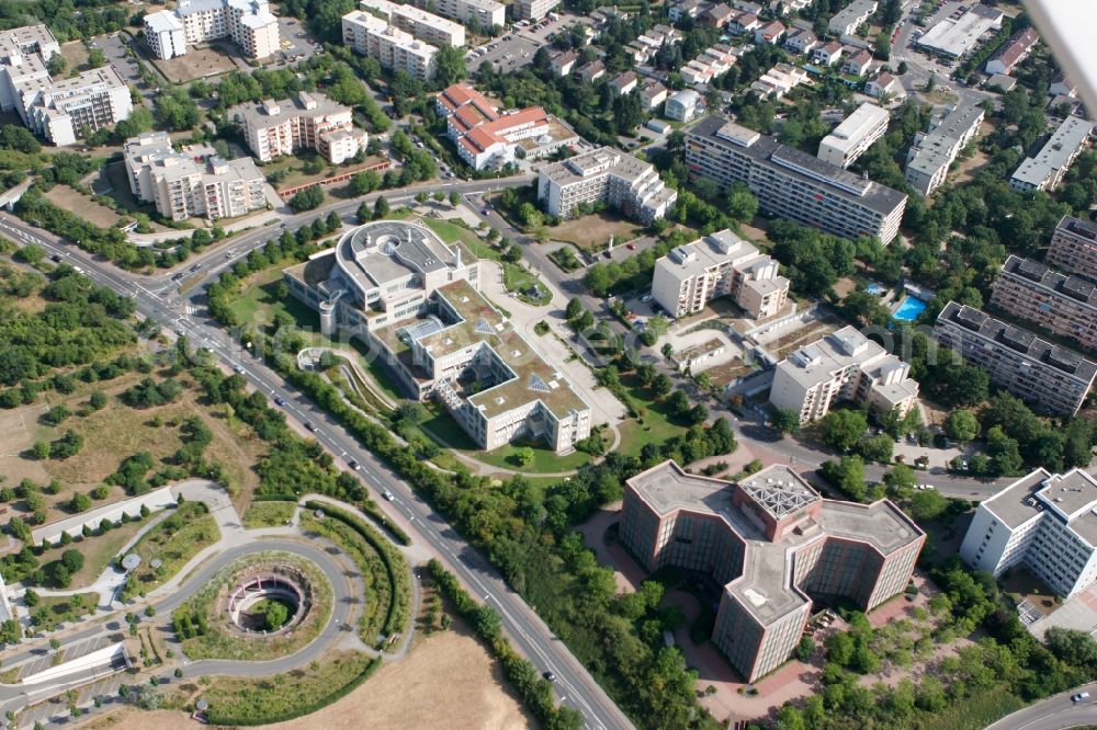 Aerial photograph Mainz - View of the Hartenberg-Muenchfeld district of Mainz in the state of Rhineland-Palatinate. The Northern district is home to several important buildings and institutions of Mainz - such as the stadium of Mainz 05, the state broadcasting house or the Binger Schlag area - and includes several residential areas and estates