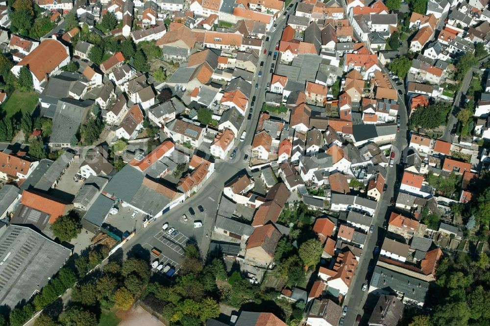 Mainz from the bird's eye view: View of the Hechtsheim district of Mainz in the state of Rhineland-Palatinate. Hechtsheim is located in the Southwest of the city and is the largest district of Mainz. It is still characterised by agriculture and a village like structure in its centre