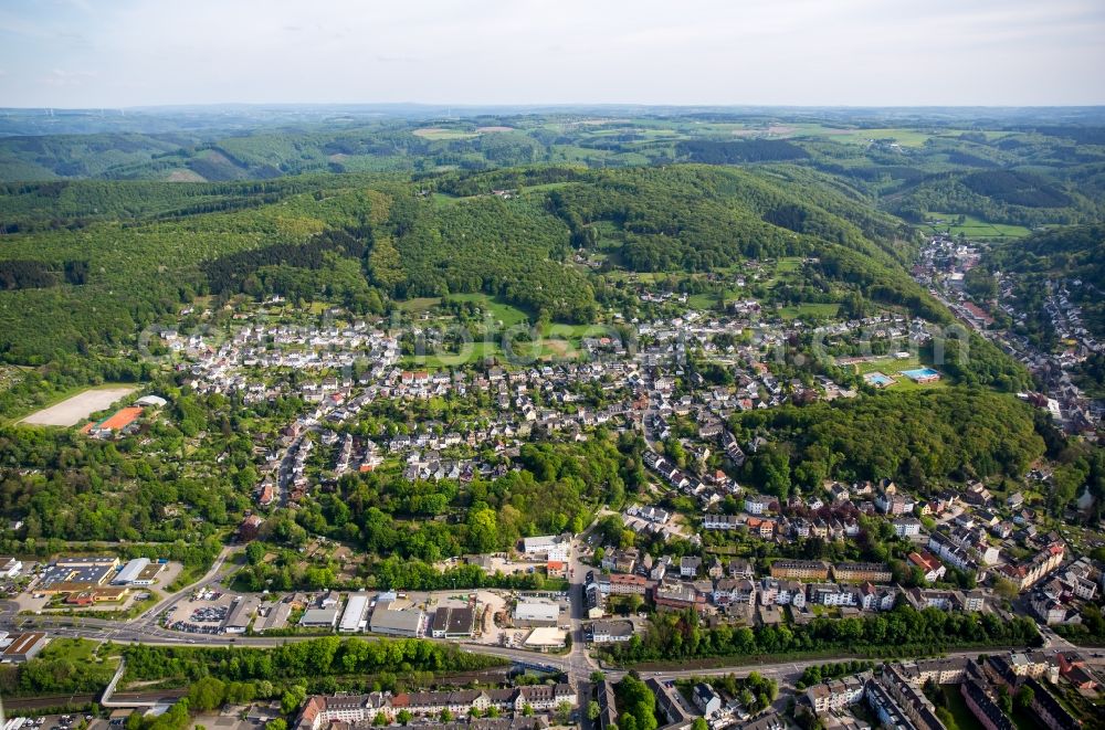 Hagen from the bird's eye view: View of the borough of Hestert in the West of Hagen in the state of North Rhine-Westphalia