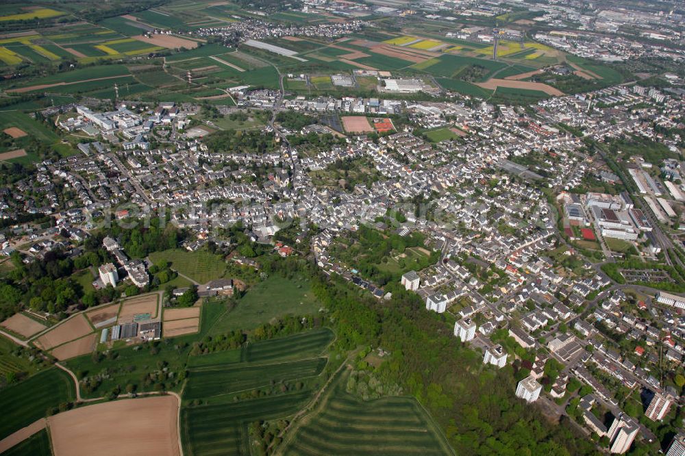 Koblenz Metternich from above - Blick auf den Stadtteil Koblenz - Metternich. Im Bild die Wohngebiete an der Winninger Straße / Rübenacher Straße. The Koblenz district - Metternich.