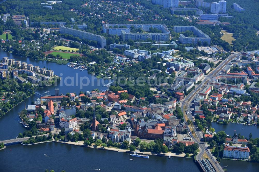 Berlin from the bird's eye view: Köpenick's old town partial view with tree garden island on the banks of the Müggelspree in Berlin - Köpenick