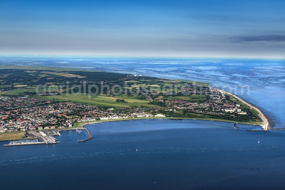 Cuxhaven from the bird's eye view: View of the spa quarters of Doese on the coast of North and Wadden Sea in Cuxhaven in the state of Lower Saxony