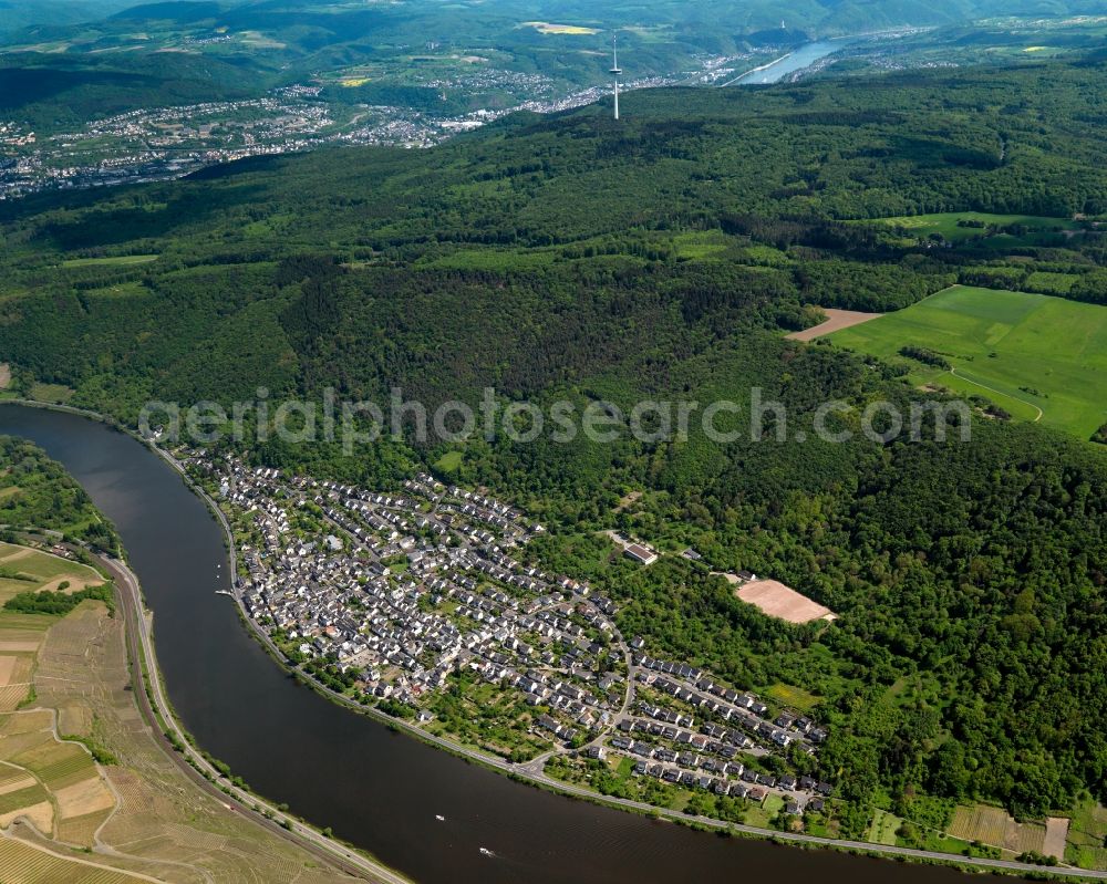 Aerial image Koblenz - View of the Lay part of Koblenz in the state Rhineland-Palatinate. Lay is located on the left riverbank of the river Moselle. A bit further away from the town centre, it is surrounded by hills and meadows and a pure residential area