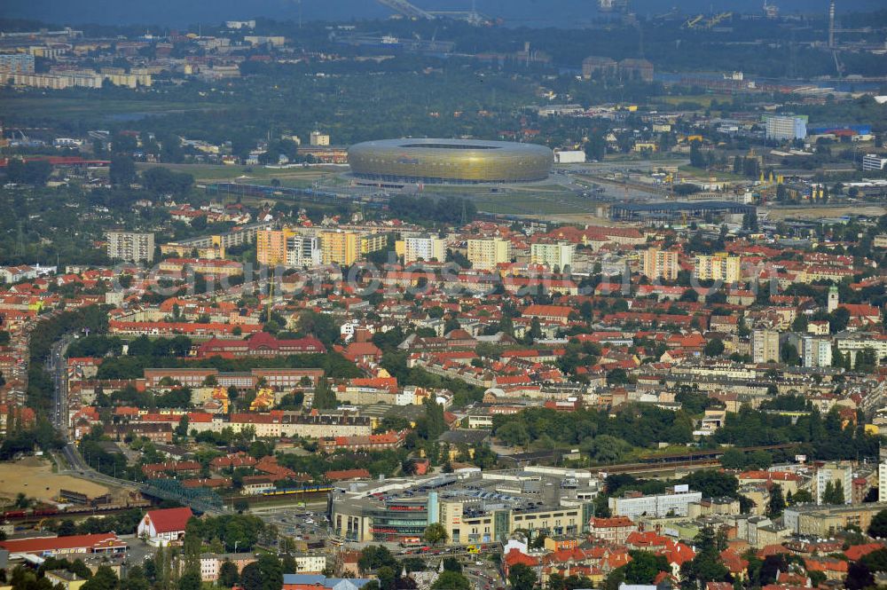 Danzig / Gdansk from the bird's eye view: Der Stadtbezirk Letnica in Danzig / Gdansk, Polen. Im Hintergrund ist das neue Fußballstadion PGE Arena zu sehen. The borough Letnica in Gdansk, Poland. In the background the football stadium PGE Arena can be seen.